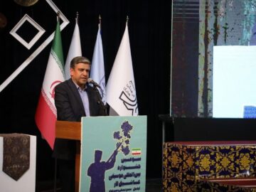پیوند دیرینه هنرمندان و حکمرانان تقویت شود
