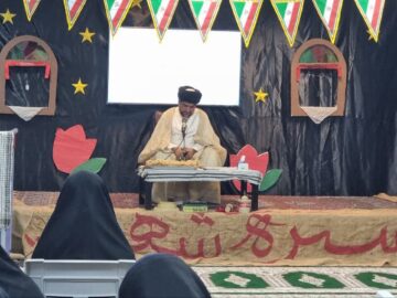 طلاب سربازان امام زمان (عج) در مکتب امام صادق (ع) هستند