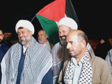 کاروان «یاران صمود» وارد استان هرمزگان شد