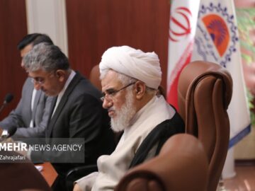نماینده ولی‌فقیه در هرمزگان:  بندرعباس نیازمند سند چشم‌انداز توسعه است