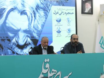 شعر فارسی منزوی، مرهون شعر ترکی او؛ نوگرایی ویژگی خاص شعر منزوی است
