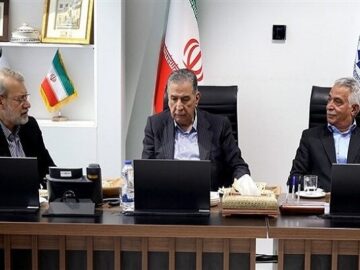 یک تیم اقتصادی با محوریت اتاق بازرگانی در مذاکرات سیاسی حضور یابد