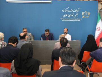 جدال بر سر هویت ایرانی: ملاک اصالت، حقیقت فطری است یا واقعیت تاریخی؟