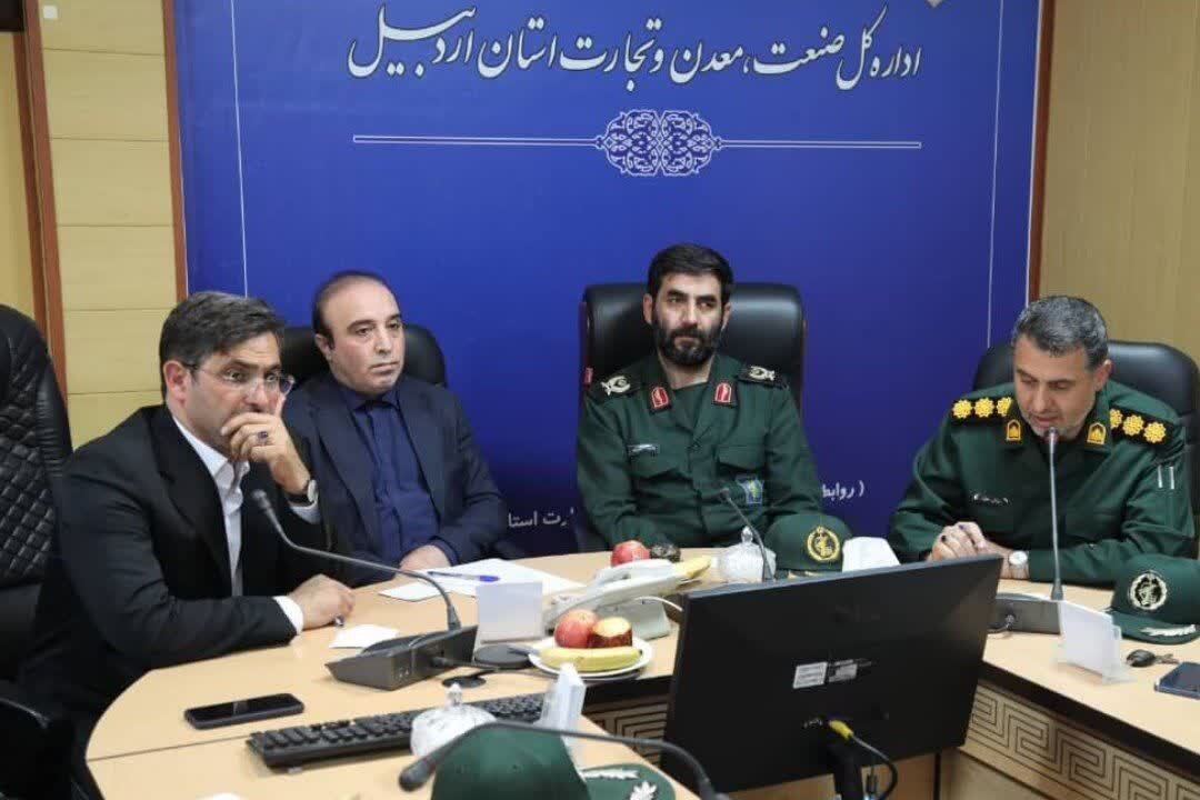 خلیلی: روند توزیع و نظارت بر کالاهای اساسی در اردبیل رصد می شود